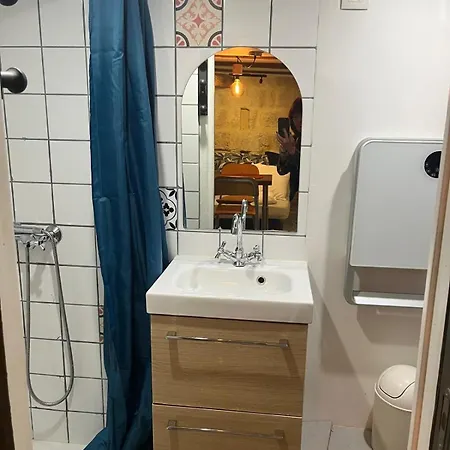 Charming Studio, Ecusson Apartment Montpellier